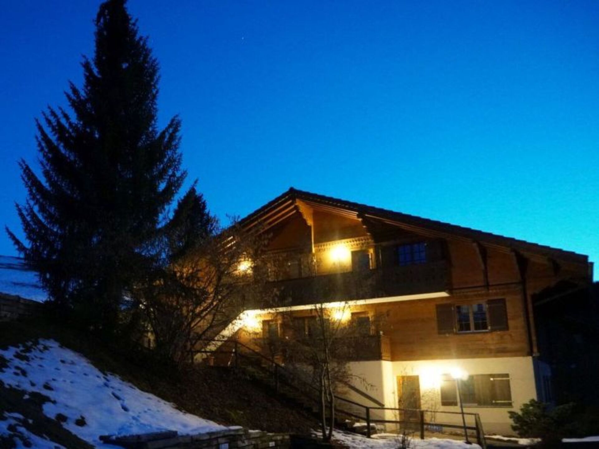 Elegant 2 Bedroom Villa in Zweisimmen, 1195