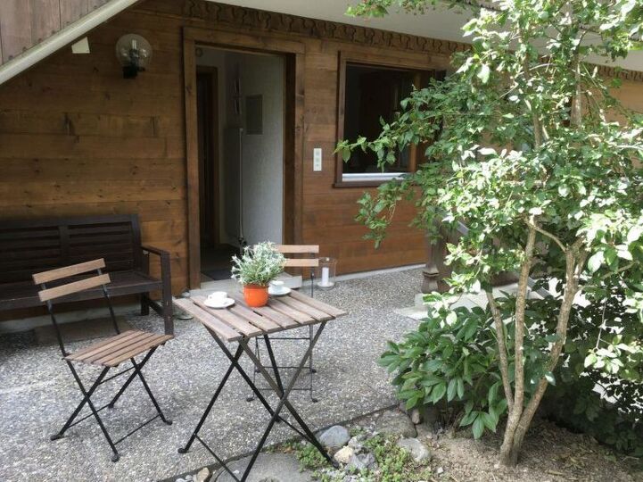 Elegant 2 Bedroom Villa in Zweisimmen, 1195