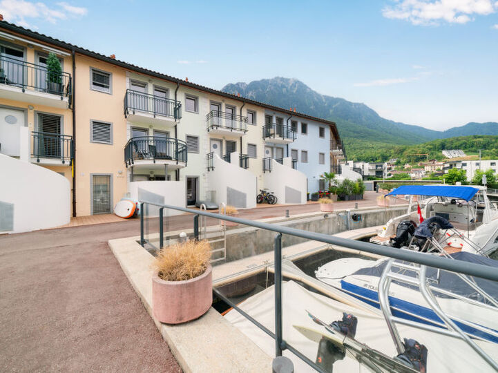 Serene 4 BR Villa in Port-Valais, 1431, Port-Valais, Switzerland