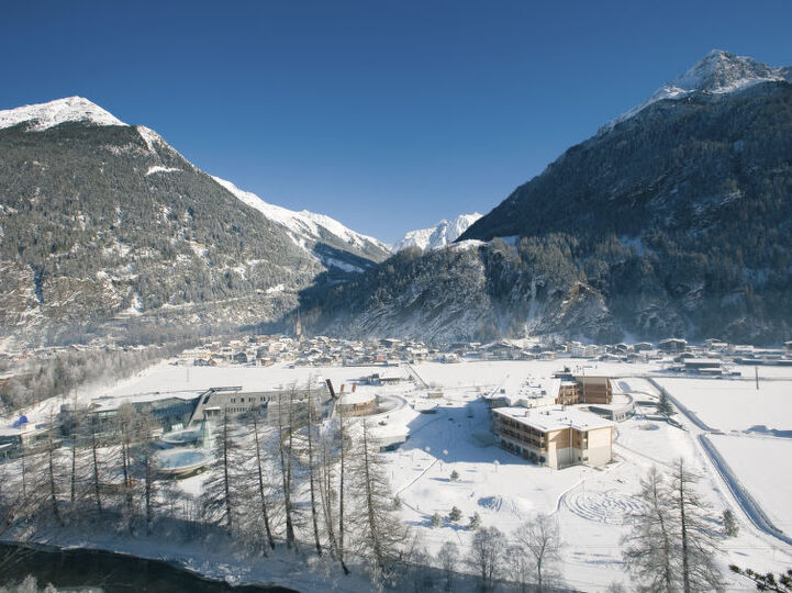 Tranquil 3 Bedroom Oasis in Tirol City, 1201