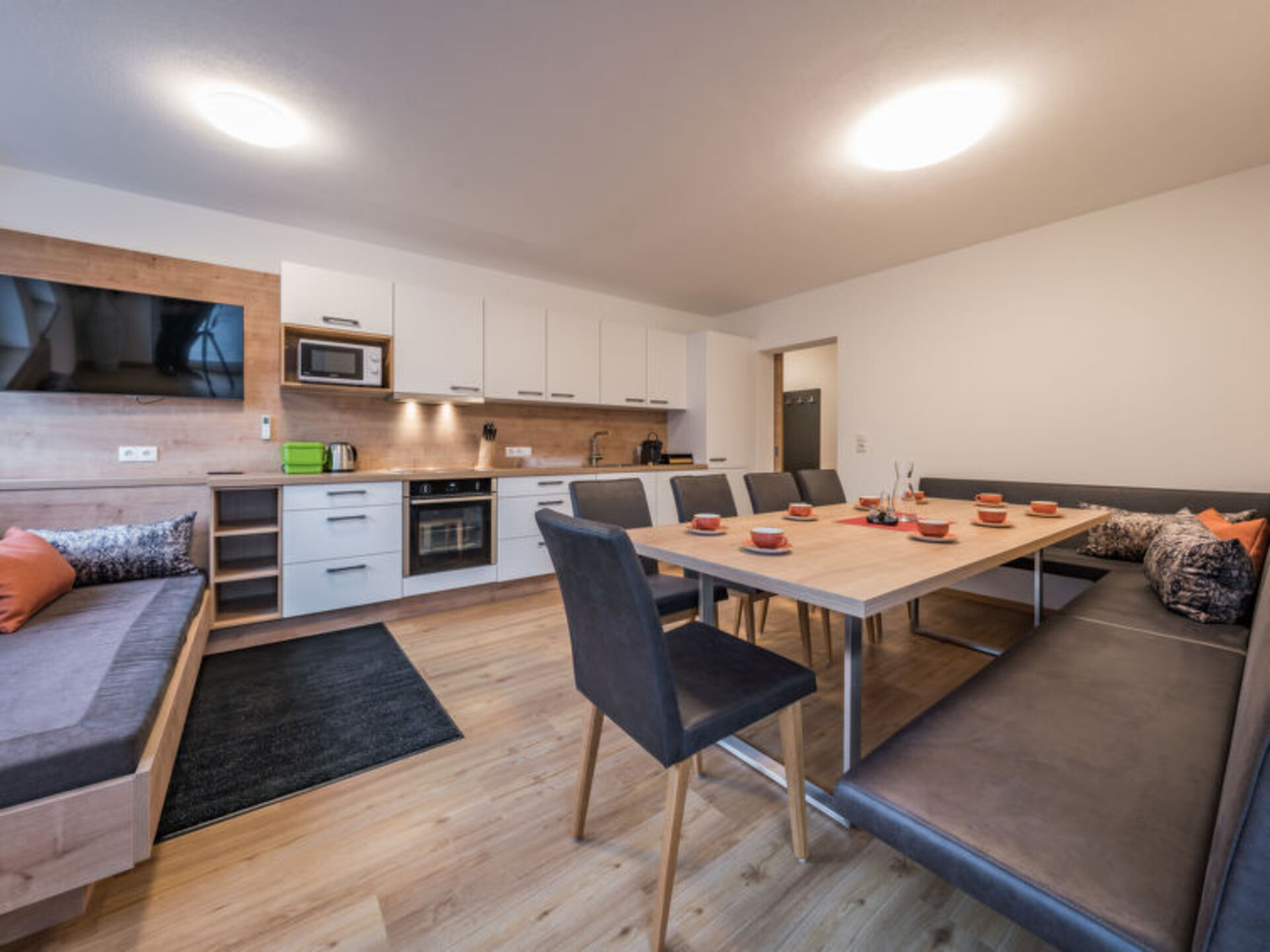 Kitchen / Dining Room