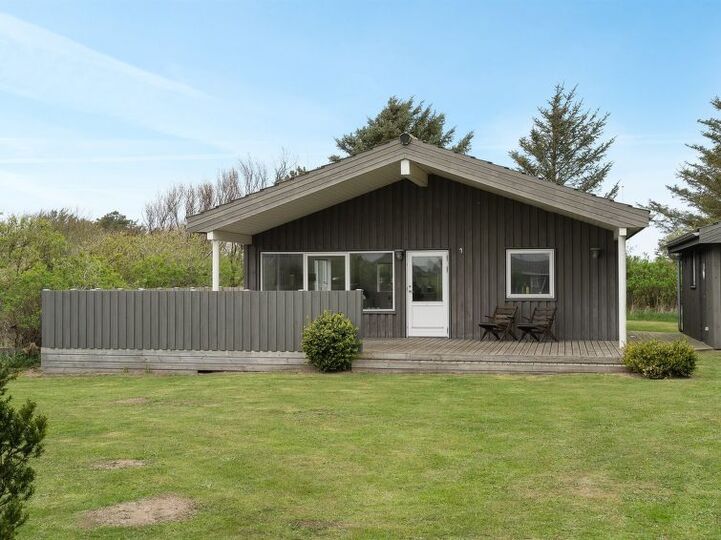 Exclusive Home in Perfect Location, Hjørring 1074, Hjørring, Denmark