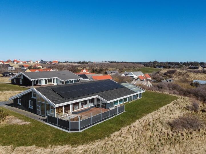 Exclusive Home in Perfect Location, Hjørring 1112, Hjørring, Denmark