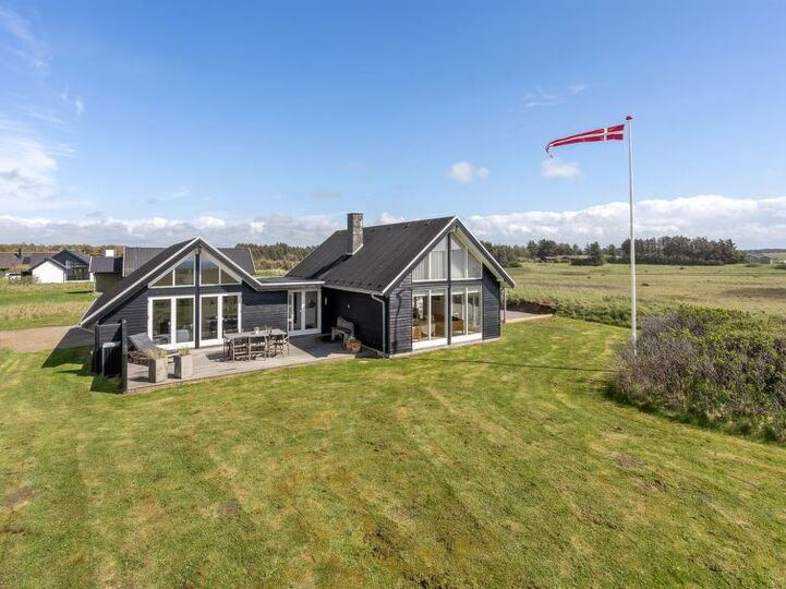Luxury Retreat You will Love, Hjørring 1120, Hjørring, Denmark