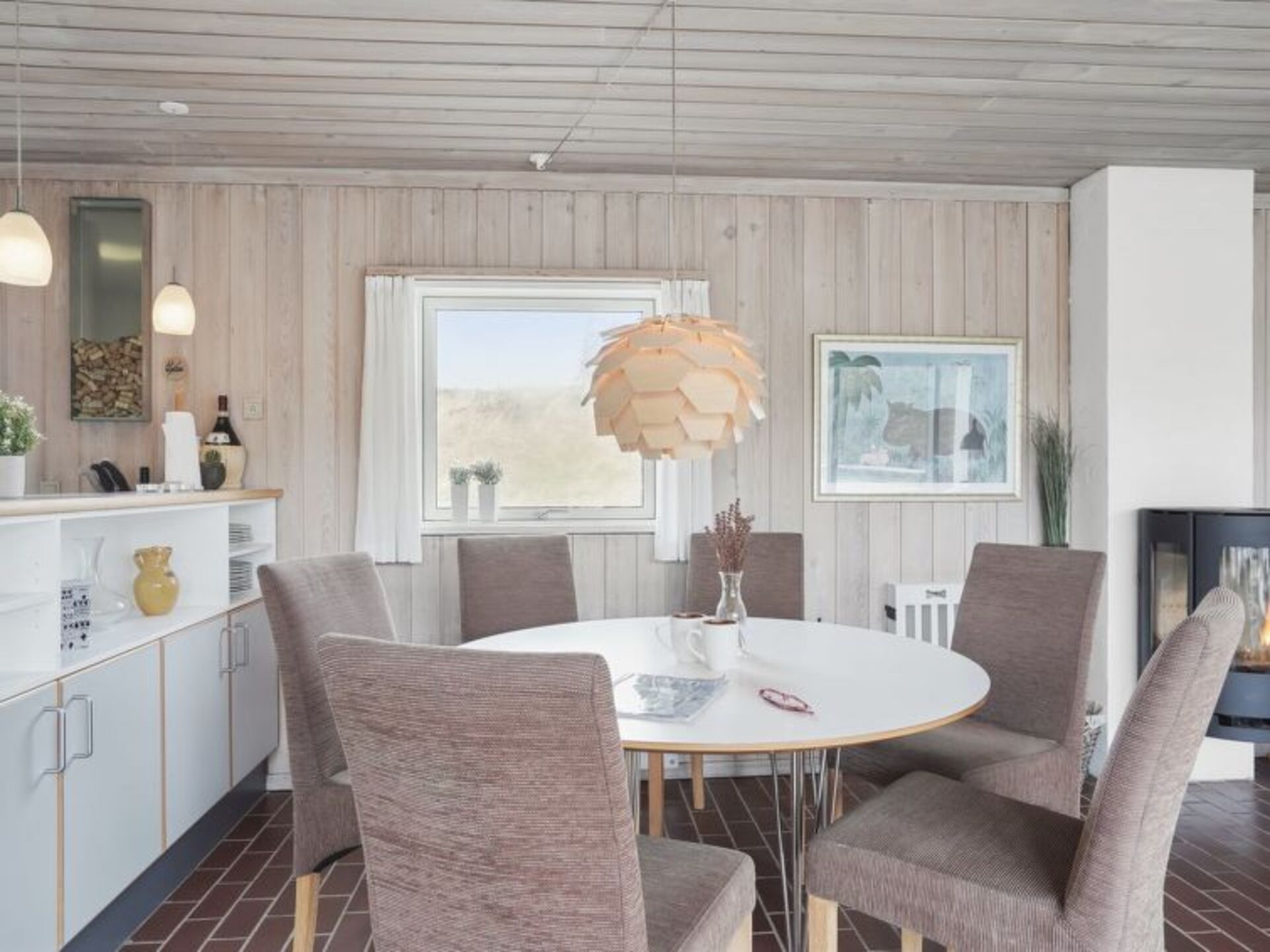 Kitchen / Dining Room