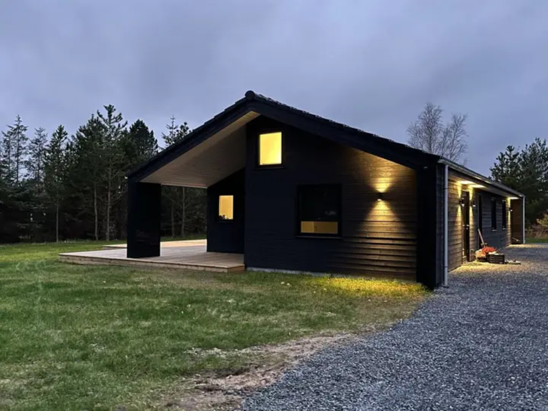 Perfect Family Retreat, Hals 1007