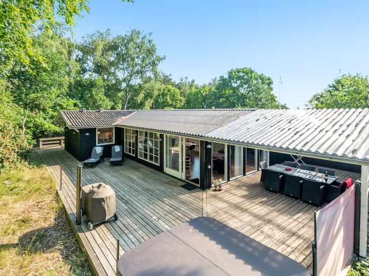 Exclusive Home in Perfect Location, Børkop 1078, Børkop, Denmark