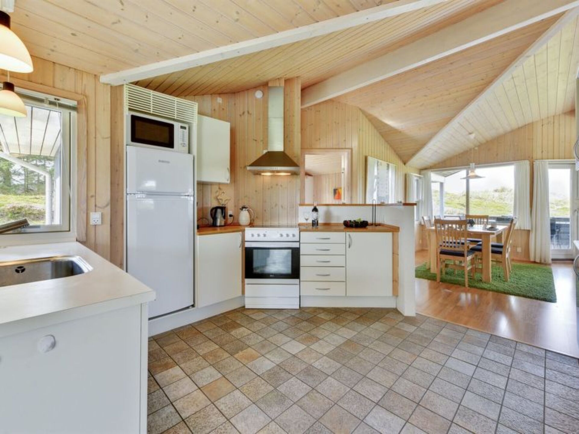 Kitchen / Dining Room