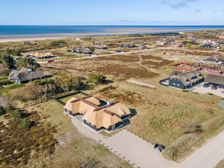 Exclusive Home in Perfect Location, Blåvand 1010, Blåvand, Denmark