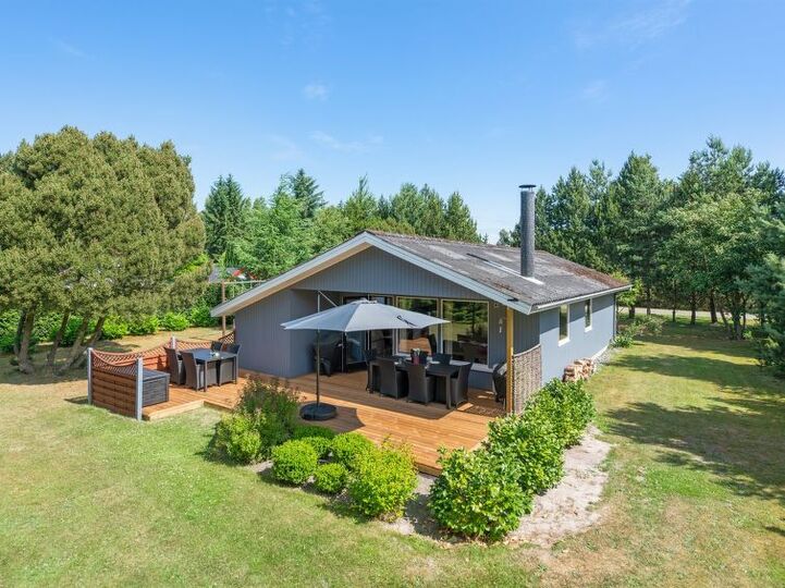 Exclusive Home in Perfect Location, Væggerløse 1080, Væggerløse, Denmark