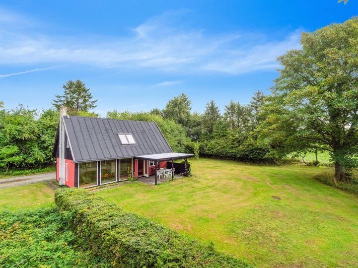 Exclusive Home in Perfect Location, Gudhjem 1095, Gudhjem, Denmark