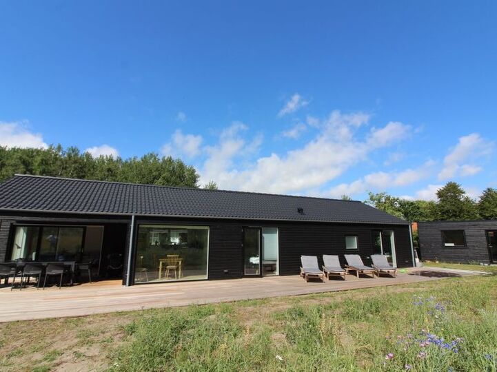 Your Perfect Getaway, Aakirkeby 1085, Aakirkeby, Denmark