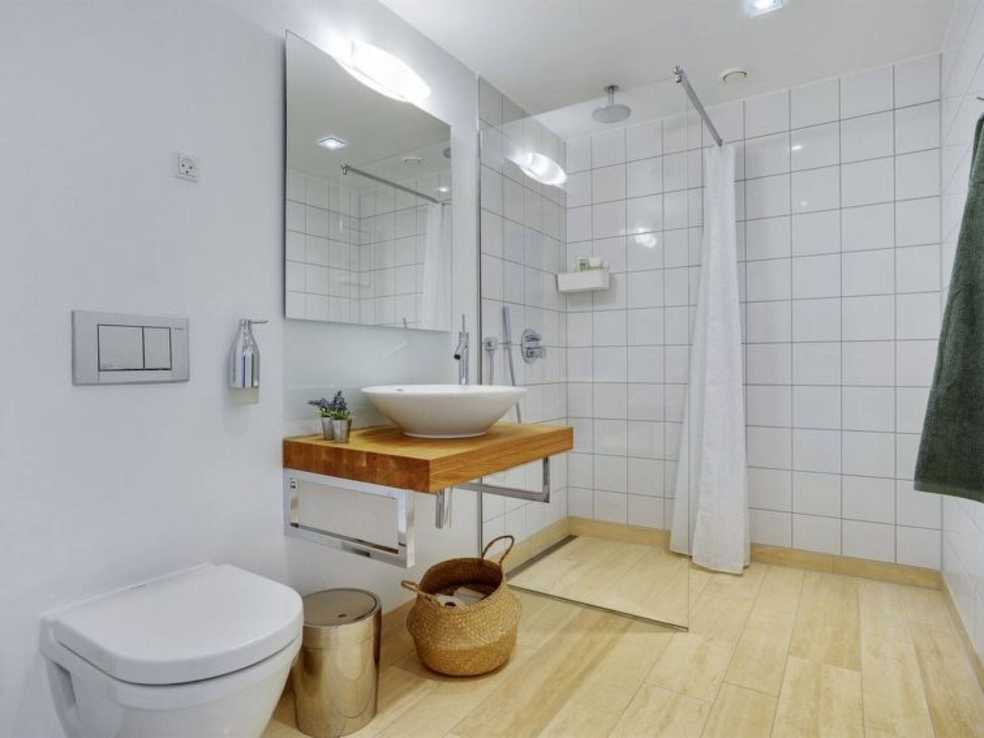 Bathroom / Wellness