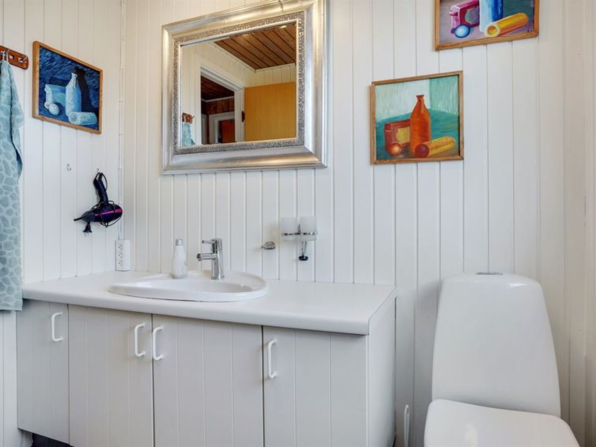 Bathroom / Wellness