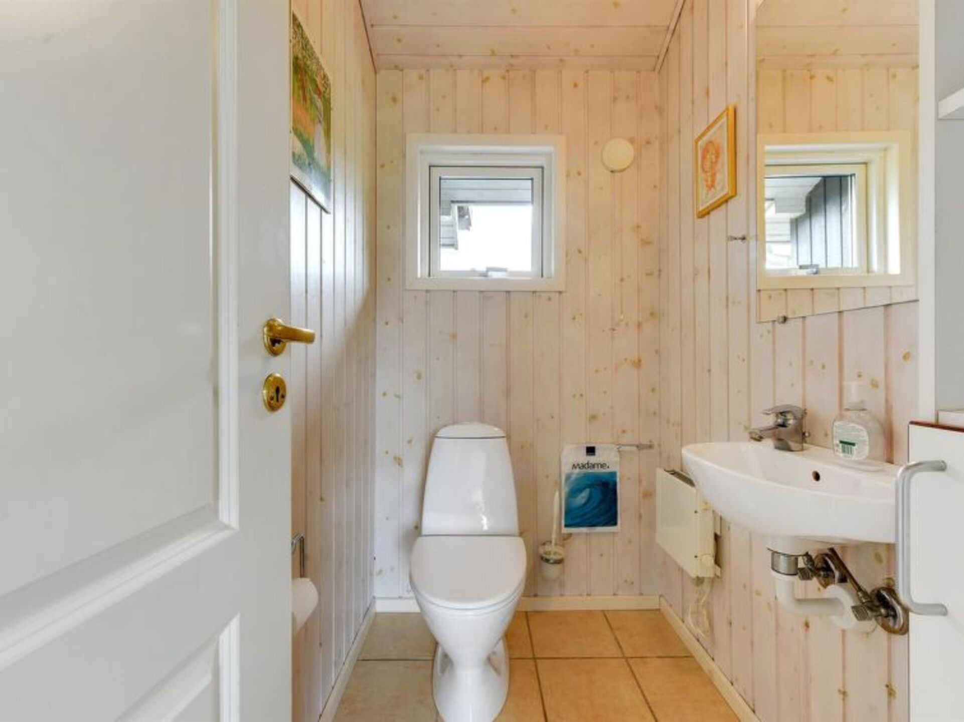 Bathroom / Wellness