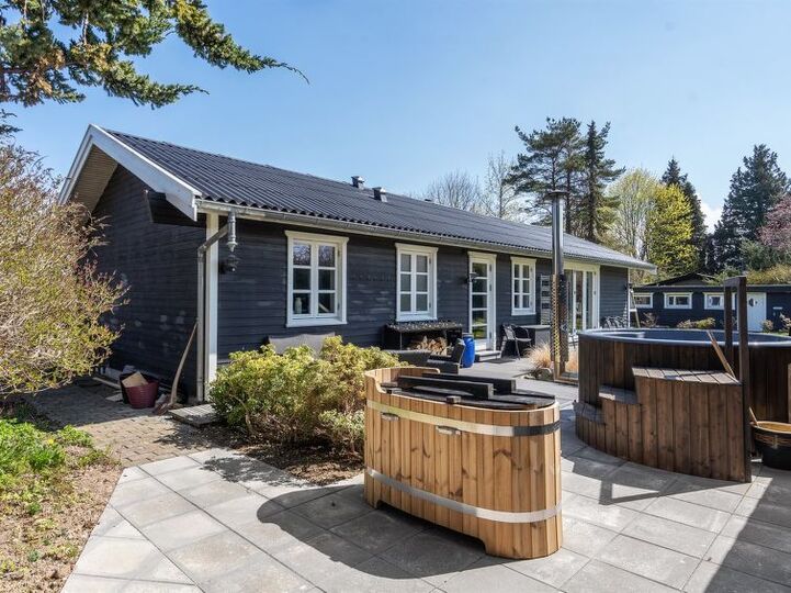 Your Perfect Getaway, Dronningmølle 1099, Dronningmølle, Denmark