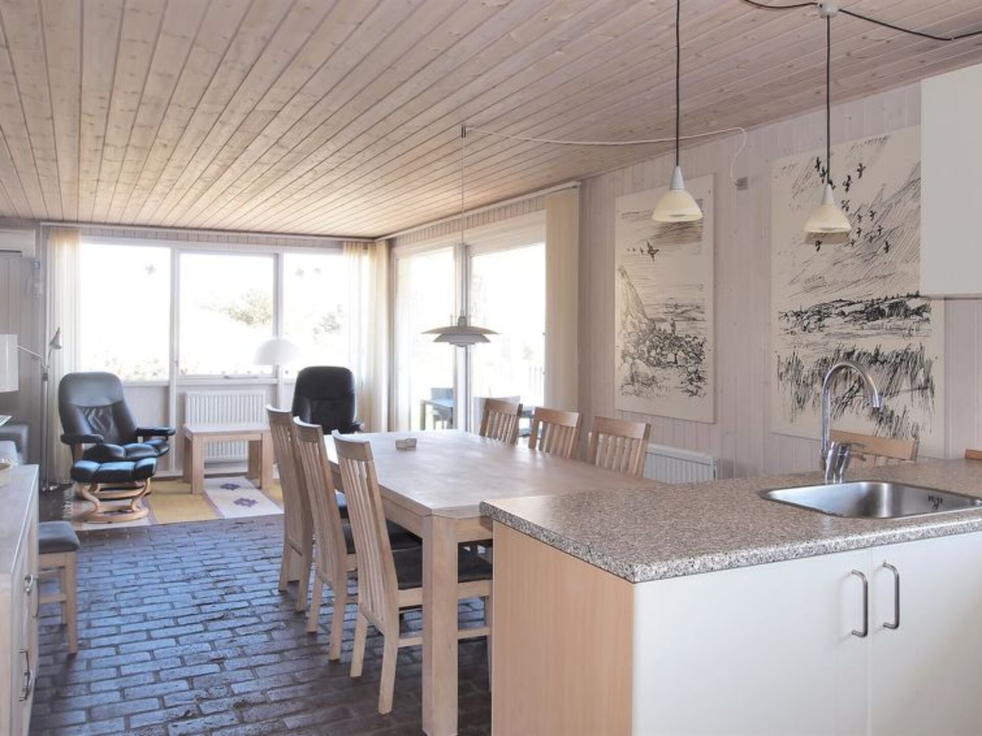 Kitchen / Dining Room