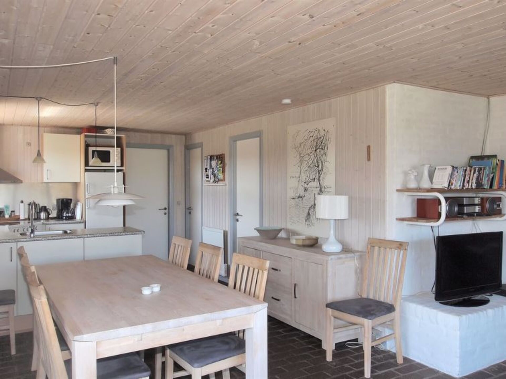 Kitchen / Dining Room
