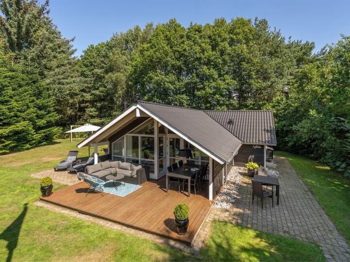 5 Star Home in Prime Location, Oksbøl 1083, Oksbøl, Denmark