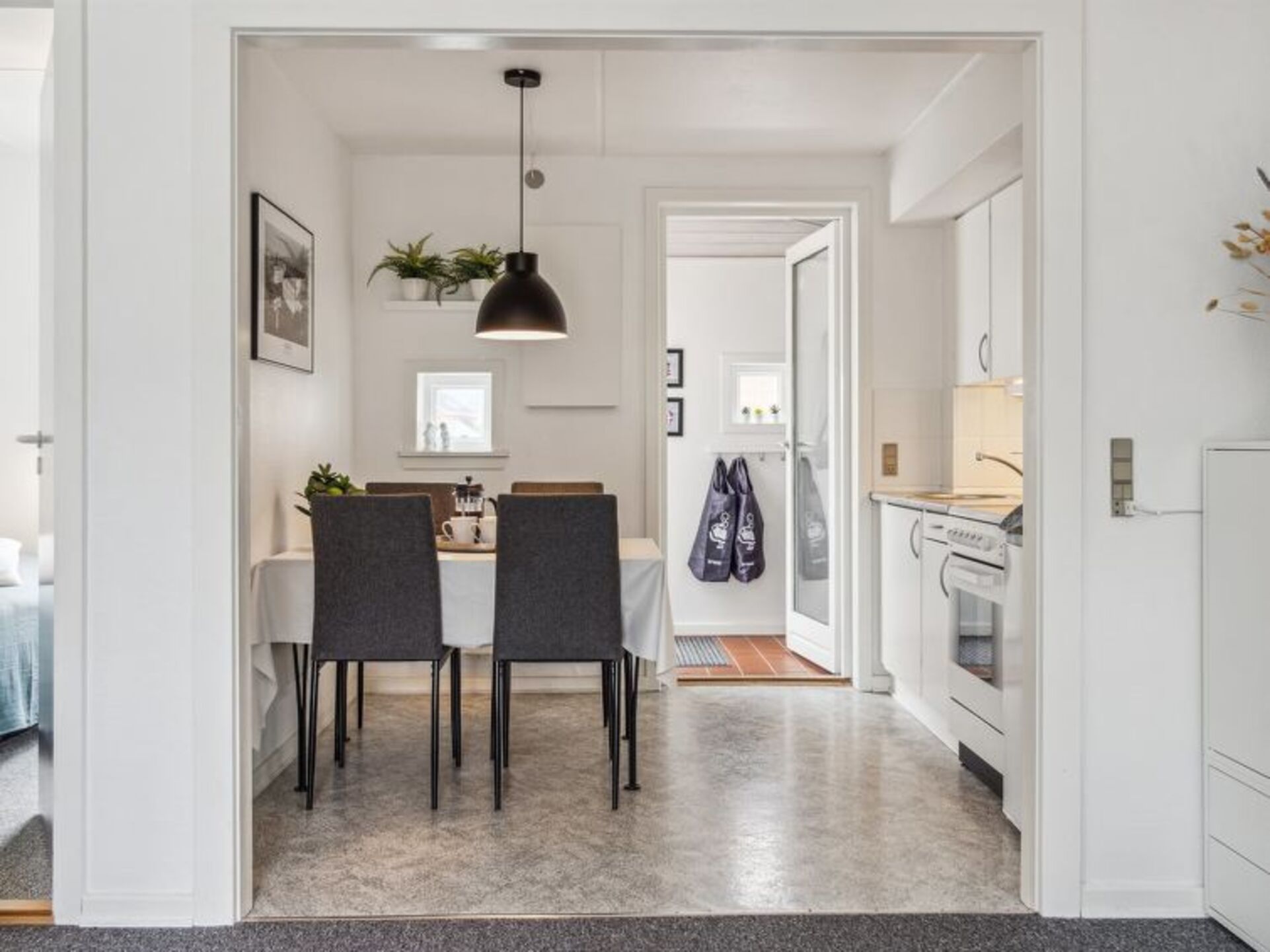 Kitchen / Dining Room