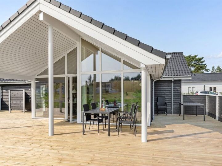 Luxury Home, Idyllic Location, Nexø 1075, Nexø, Denmark