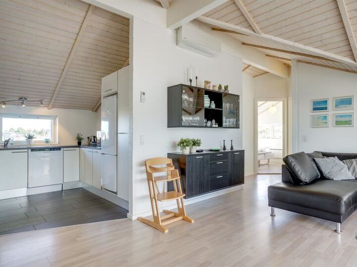 Your Home from Home, Hirtshals 1048