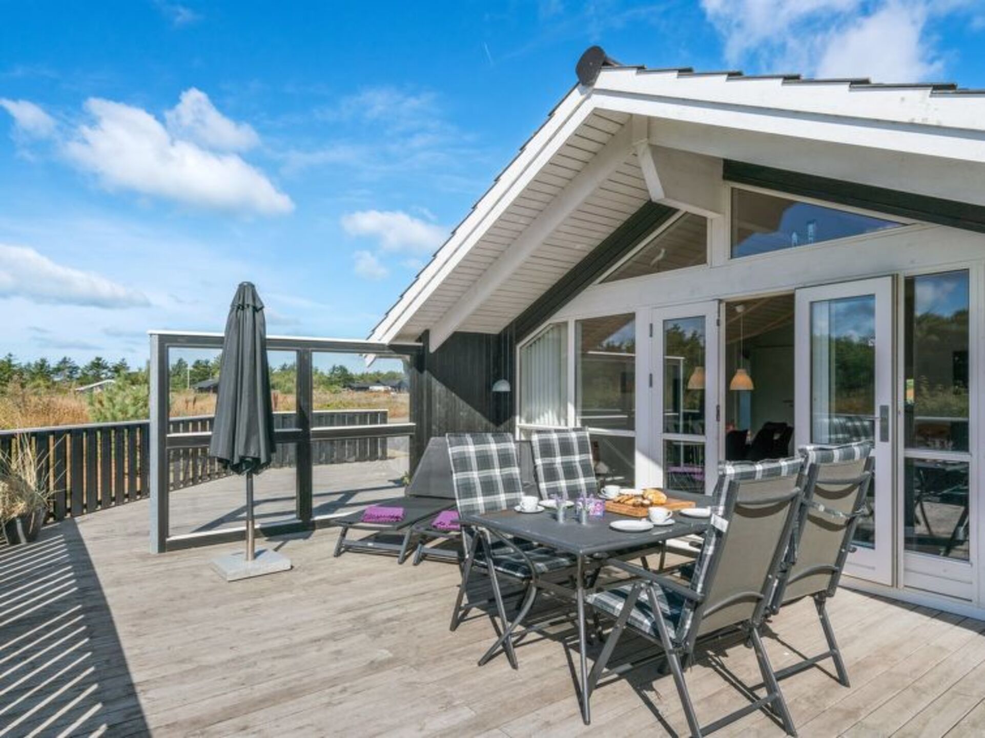 Your Home from Home, Hirtshals 1048