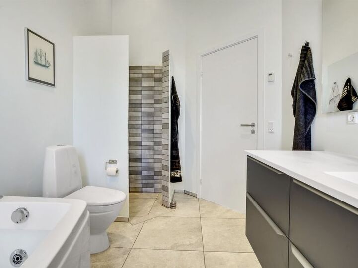 Exclusive Home in Perfect Location, Hjørring 1129