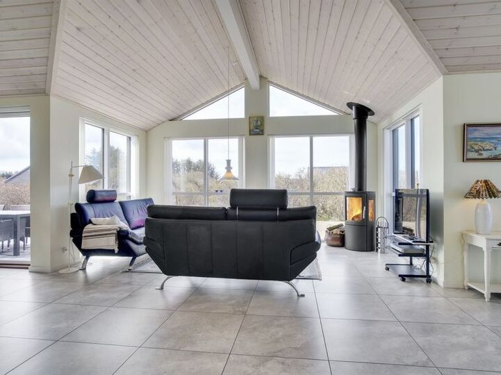 Exclusive Home in Perfect Location, Hjørring 1129