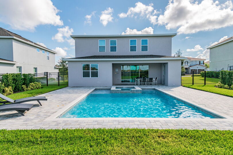 Rent the Perfect 5 Bedroom Villa, Encore Resort Villa 6416