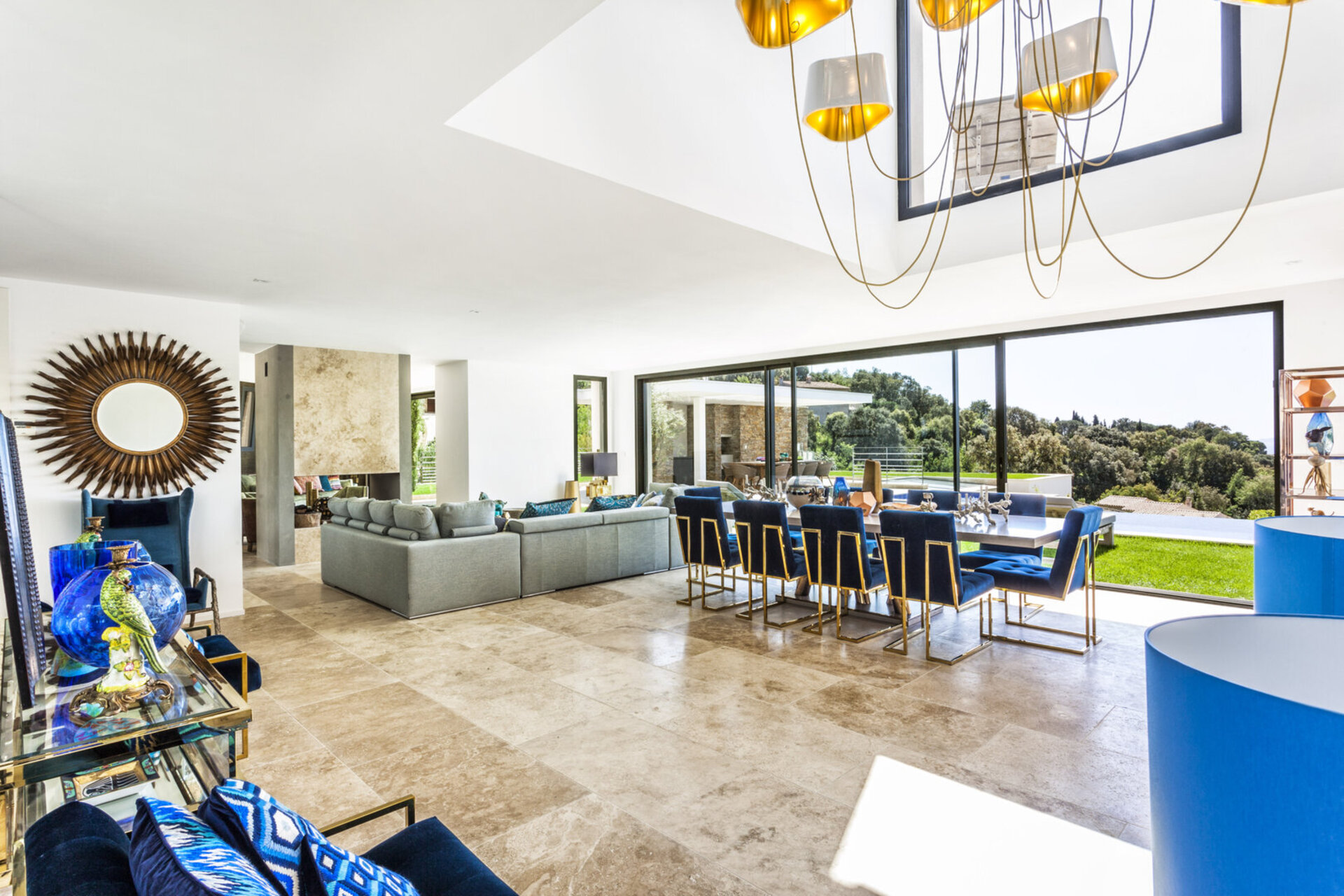 Seaside Bliss: Villa Colibri's Luxe Escape