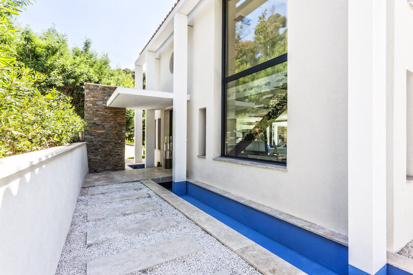 Seaside Bliss: Villa Colibri's Luxe Escape