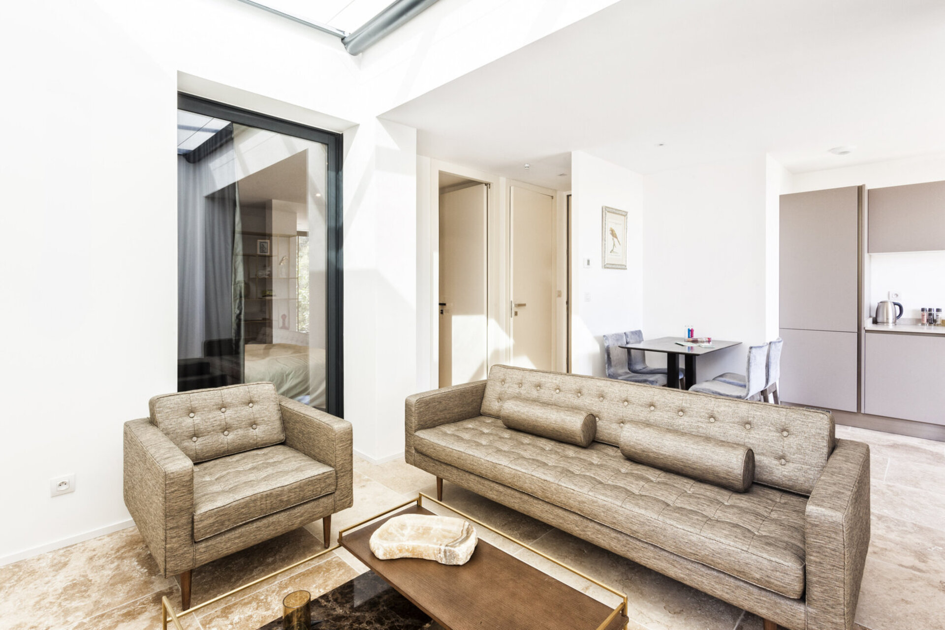 Seaside Bliss: Villa Colibri's Luxe Escape