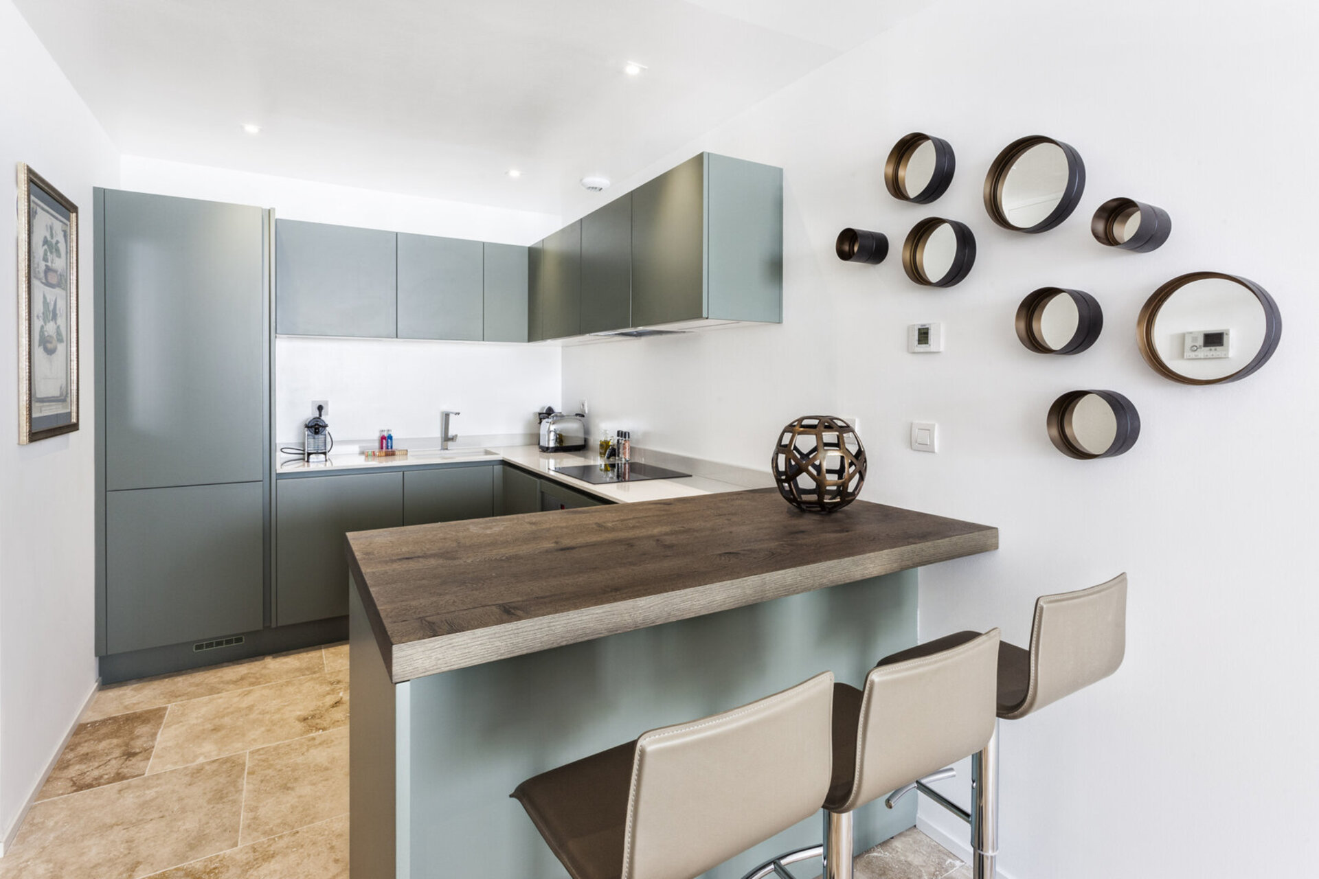 Seaside Bliss: Villa Colibri's Luxe Escape