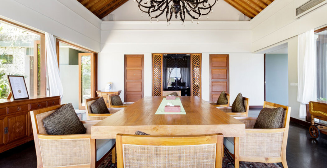 Secluded Oasis in Bali with 7 Bedrooms,2244