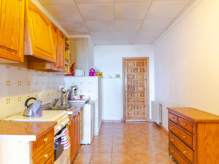 Unwind in Style - Elegant 5 Bedroom Villa,1658