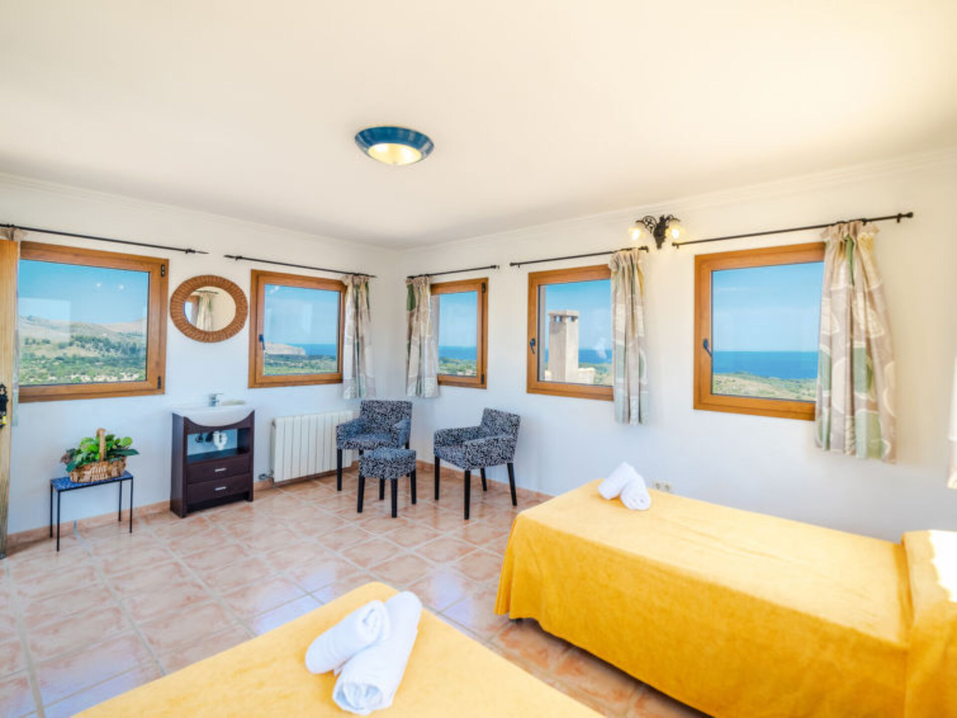 Unwind in Style - Elegant 5 Bedroom Villa,1658