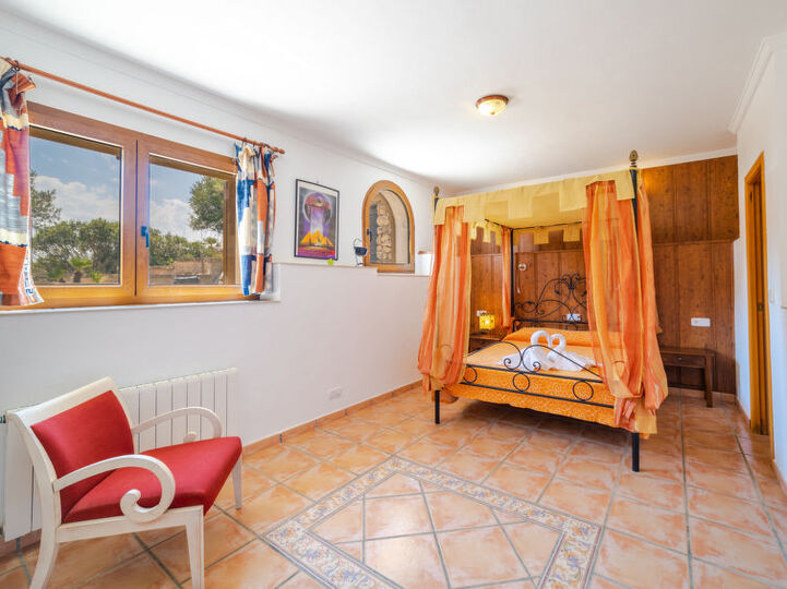 Unwind in Style - Elegant 5 Bedroom Villa,1658