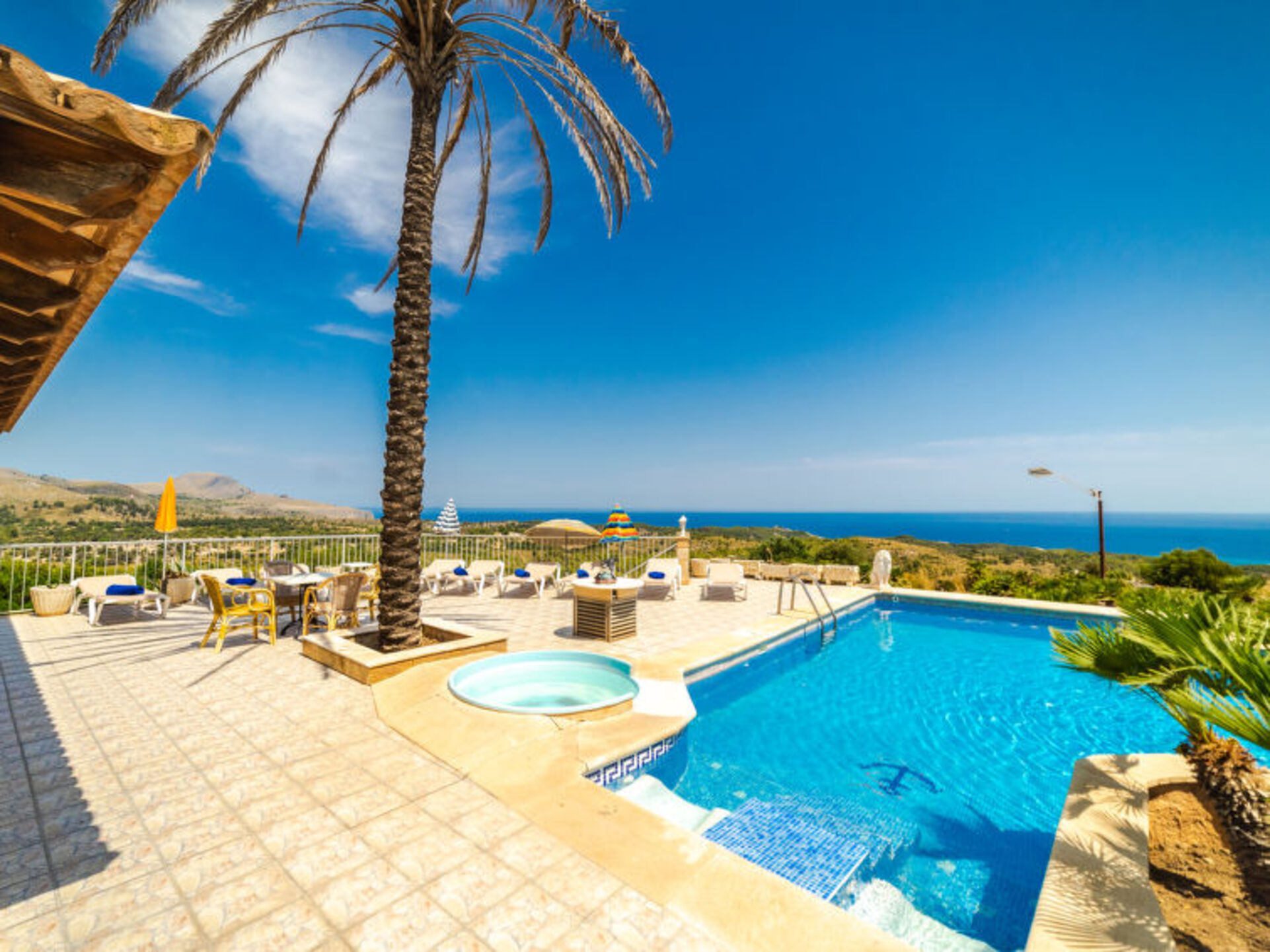 Unwind in Style - Elegant 5 Bedroom Villa,1658