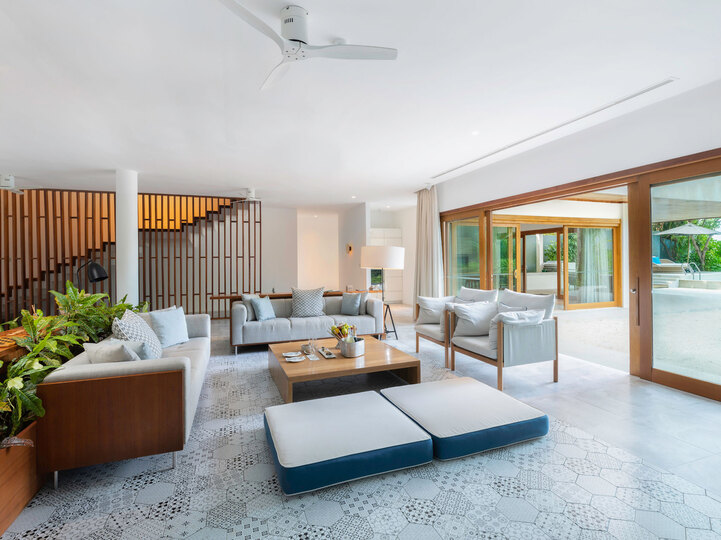 Seaside Serenity: 4 Bedroom Gem,1003