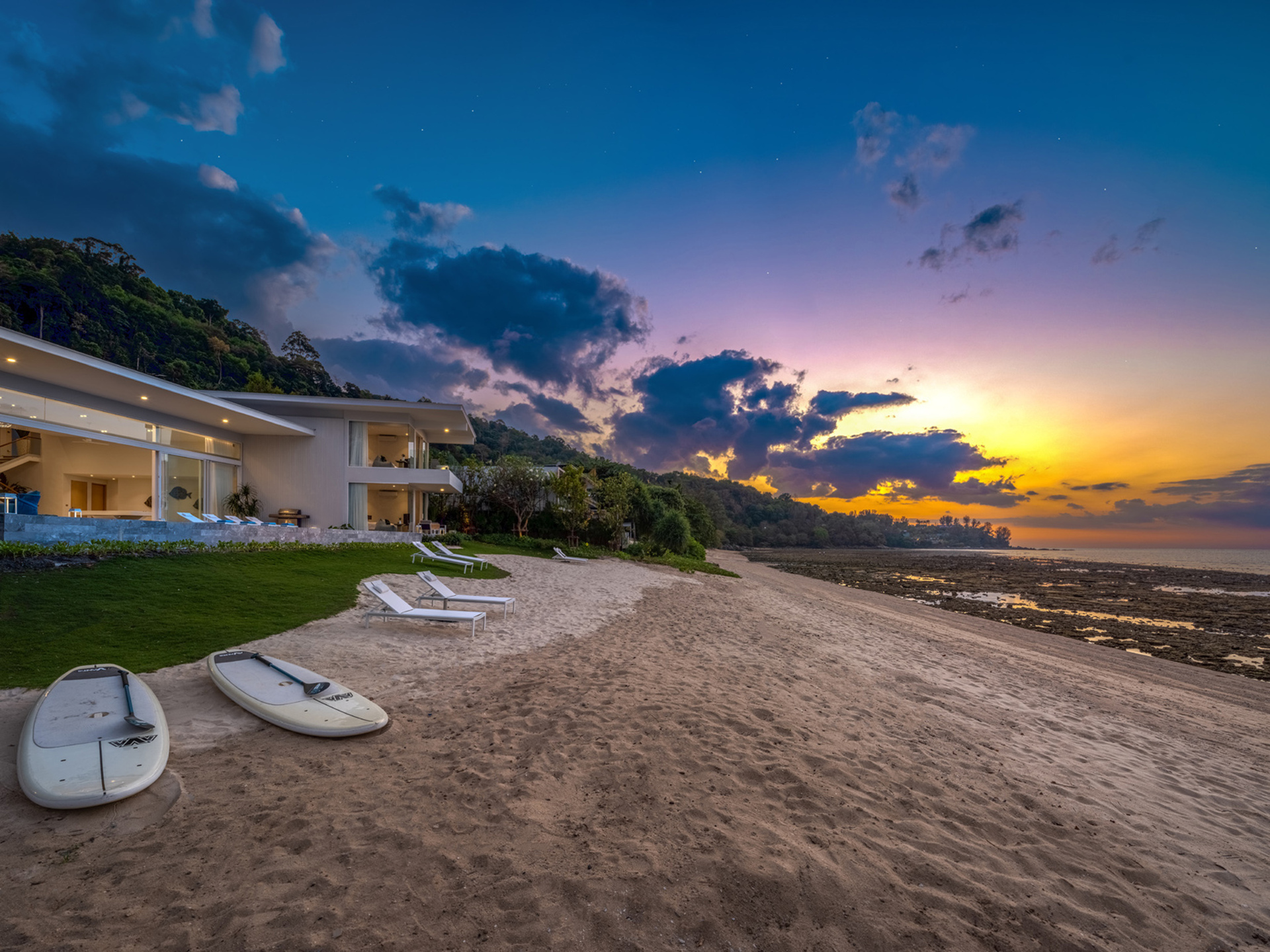 Villa Anda - Picturesque twilight