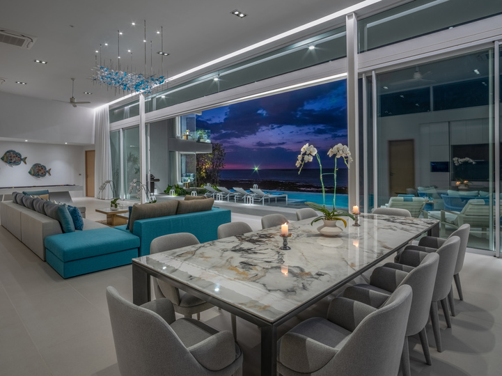 Villa Anda - Tranquil ocean views at dusk