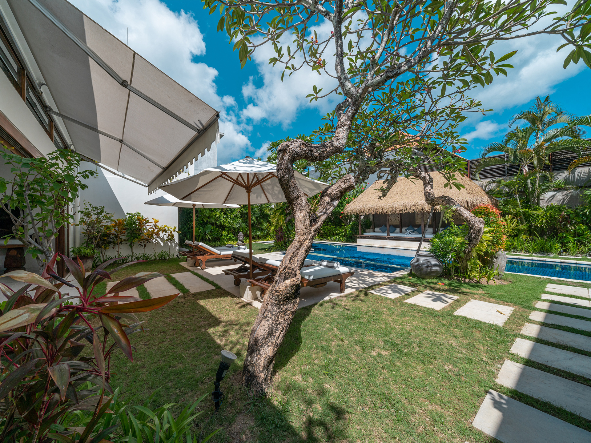 Luxury Oasis in Seminyak – Your Dream Bali Escape Awaits, 2256