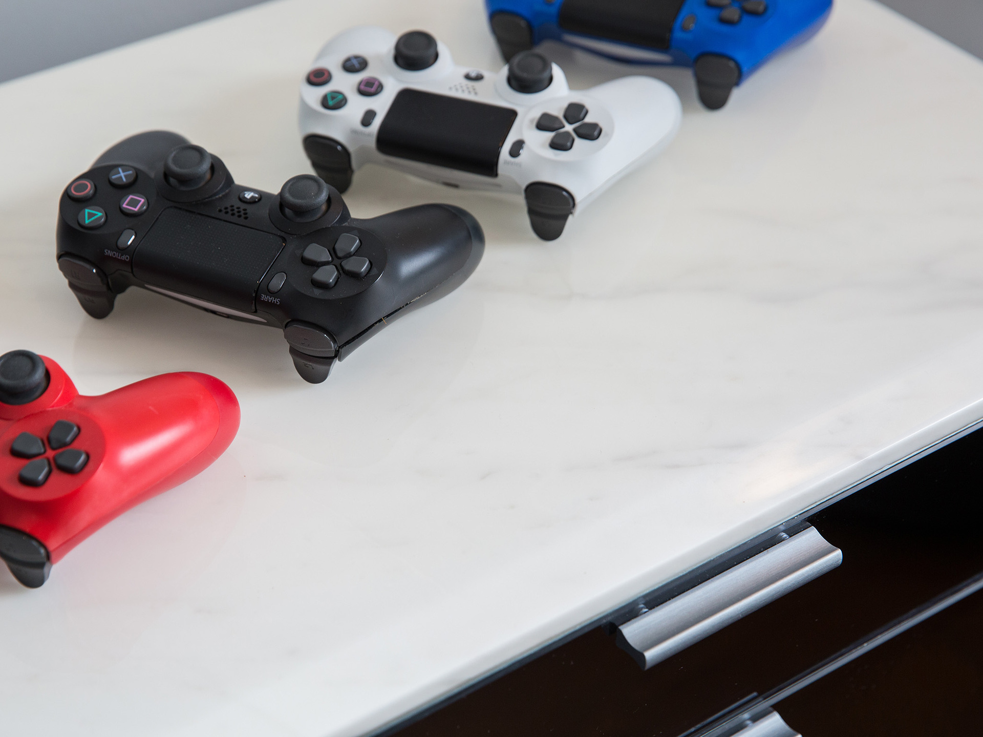 Malaiwana Patio Duplex - Popular video games to get entertained