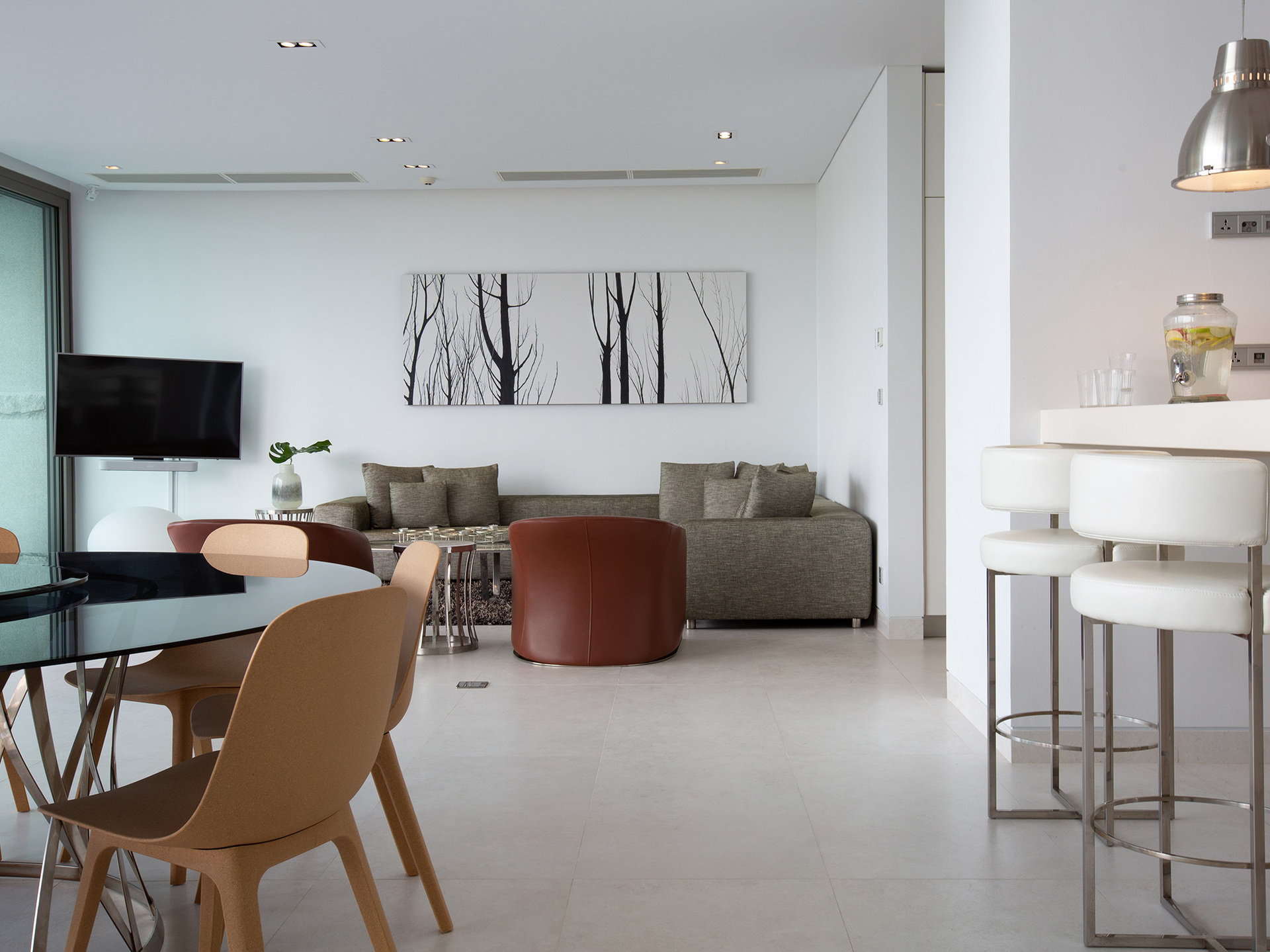 Malaiwana Patio Duplex - Spacious open plan living area