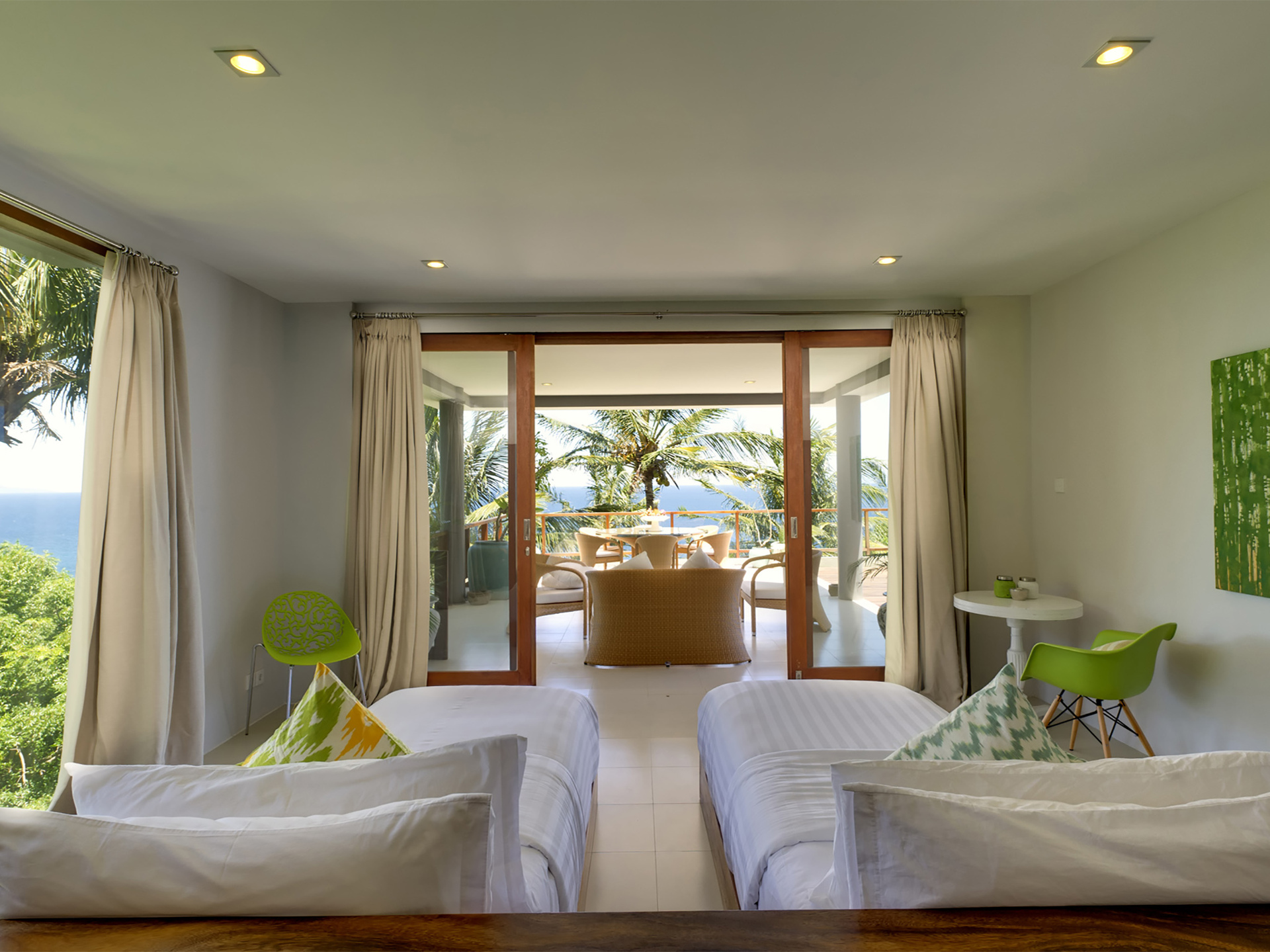Twin Bedroom