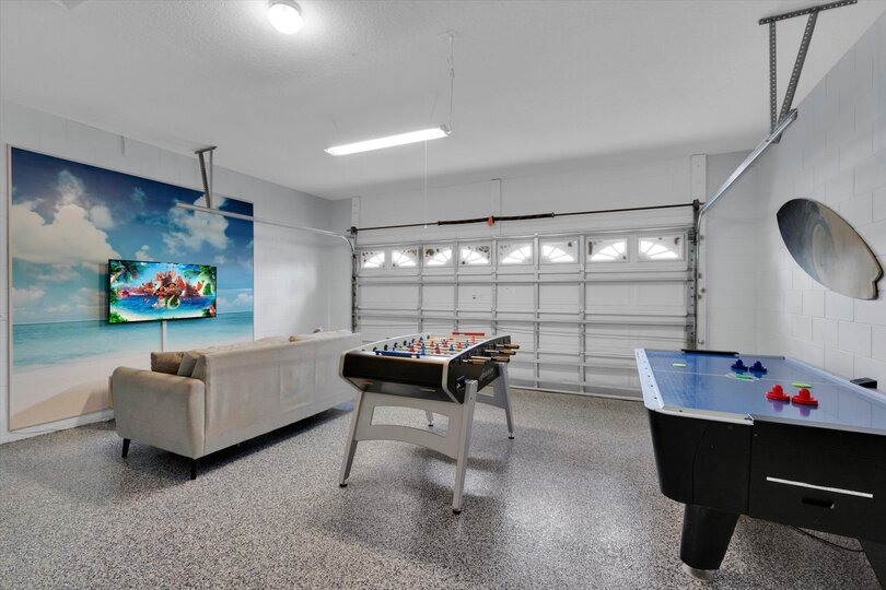 Game Room (Angle)
