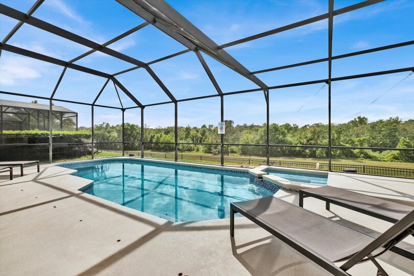 Pool Deck (Angle)