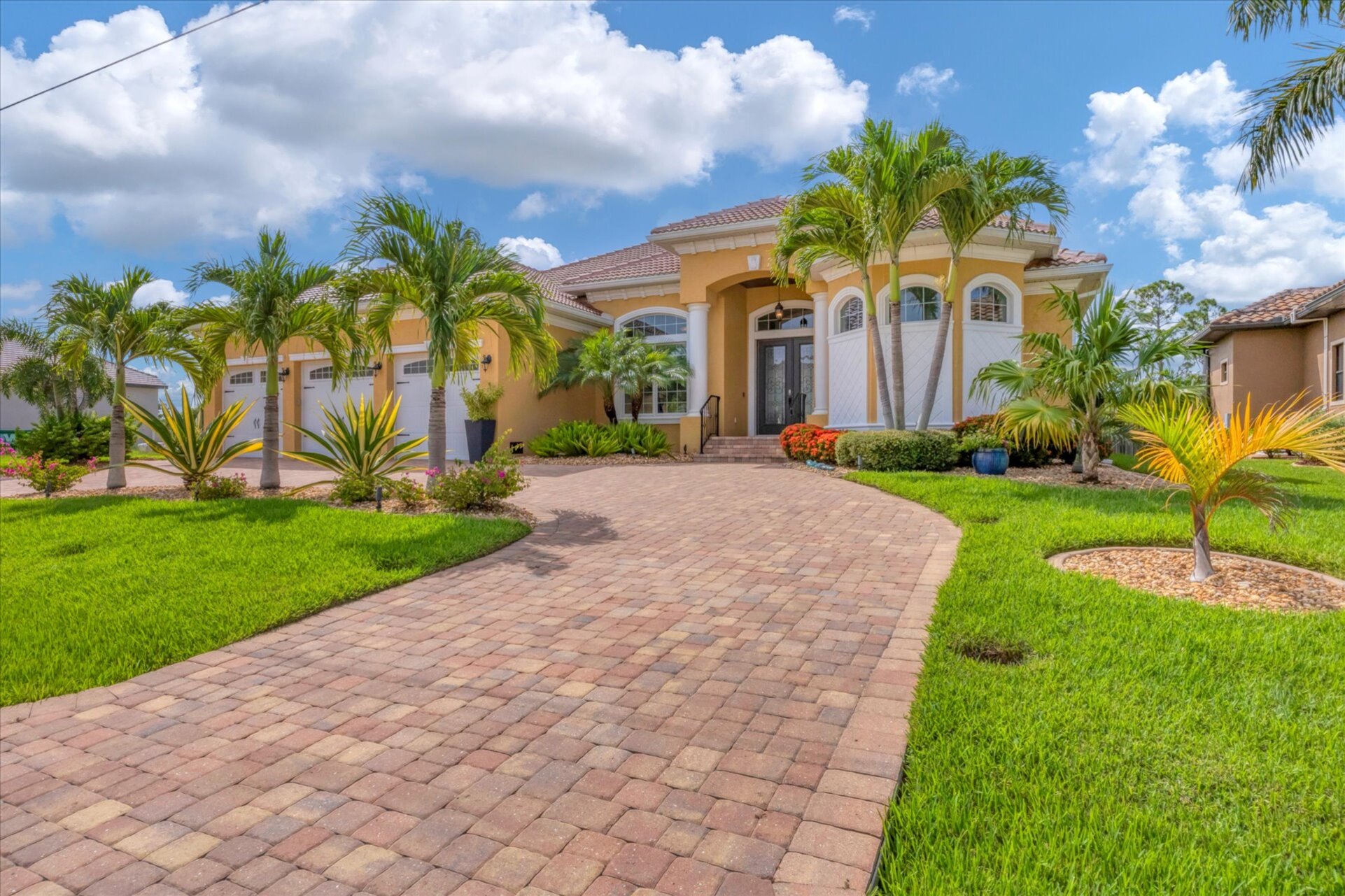 Stunning waterfront home with private pool & spa in Burnt Store Isles in historic Punta Gorda