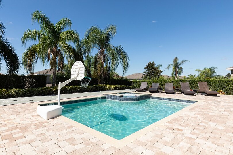Luxury & Fun Await at Your Paradise, Orlando Villa 1000